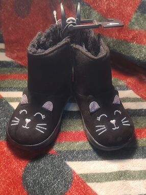 Kids Black Cat Face Winter Boots Nwt